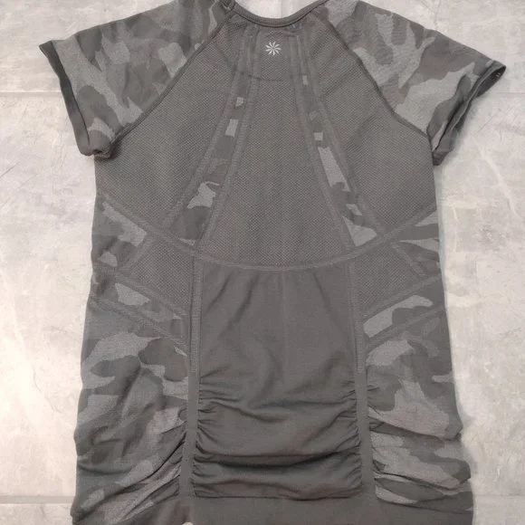 ATHLETA Women's short-sleeve gray tech athletic top, M - Picture 8 of 10